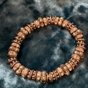 Elastic metal beaded bracelet